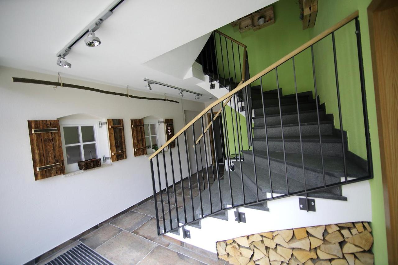 Schieners Hotel & Apfelhof Apartments Wemding المظهر الخارجي الصورة