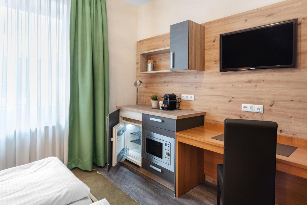 Schieners Hotel & Apfelhof Apartments Wemding المظهر الخارجي الصورة